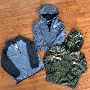 💙Lot of 3 long sleeve tops Boys Size 4💙